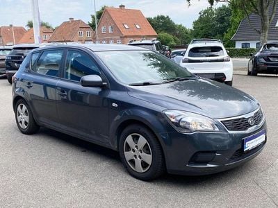 Gråmetal Brugt 2010 Kia Ceed Active Hatchback | 25.000 kr.