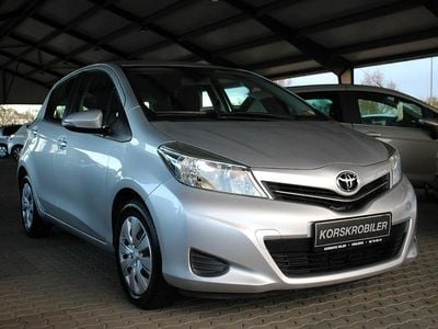 Sølvmetal Brugt 2014 Toyota Yaris Touch Hatchback | 59.800 kr. (Lidt for dyr)