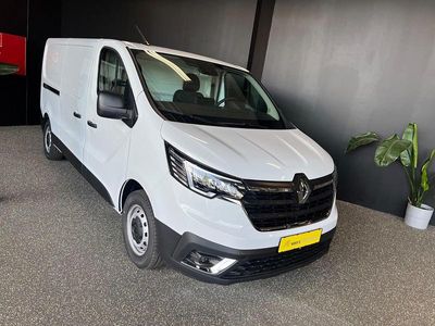 Hvid Ny 2025 Renault Trafic Van | 264.900 kr.