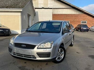 Sort Brugt 2005 Ford Focus Ambiente Sedan | 12.900 kr. (Fair pris)
