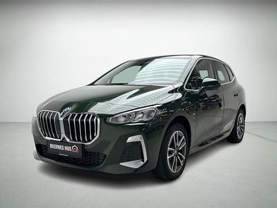 Mørkgrønmetal Brugt 2023 BMW 225 Active Tourer M Sport MPV | 304.900 kr. (Fair pris)