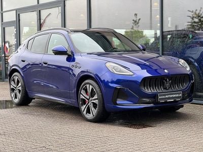 Ny Maserati Grecale Folgore 409 kW (557 HK) 2025 Blåmetal SUV