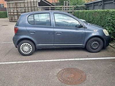 Brugt 2004 Toyota Yaris | 17.000 kr.