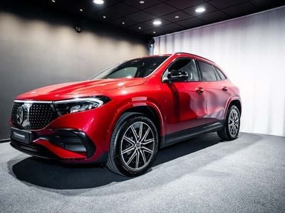 Farve: rødmetal Brugt 2025 Mercedes EQA250+ AMG SUV | 354.900 kr. (Super pris)