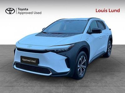 Platinum pearl white Brugt 2025 Toyota bZ4X Executive SUV | 319.900 kr. (Fair pris)