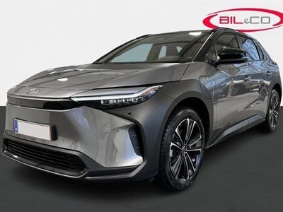 Deep metal grey/astral black Brugt 2024 Toyota bZ4X Executive SUV | 329.900 kr. (Fair pris)