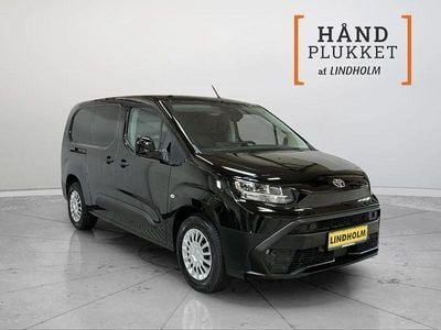 Sort Ny 2025 Toyota Proace City City MPV | 204.900 kr. (Fair pris)