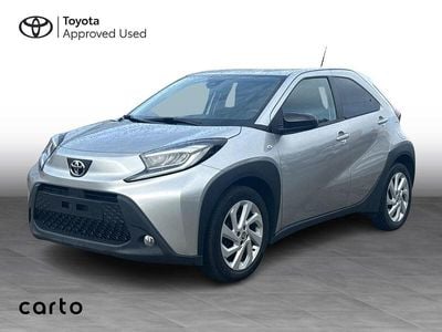 Shimmering silver Brugt 2022 Toyota Aygo X Active SUV | 139.900 kr.