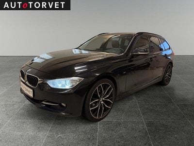 Sort Brugt 2012 BMW 330 Sport Line Stationcar | 109.700 kr.
