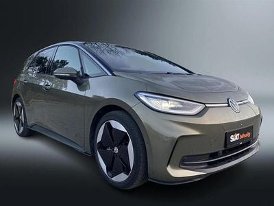 Olive green metallic Brugt 2023 VW ID.3 Style Hatchback | 229.900 kr. (Dyr)