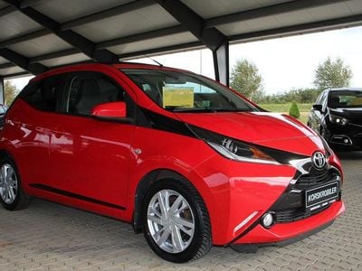 Rød Brugt 2015 Toyota Aygo X-wave Sky Hatchback | 59.800 kr. (Lidt for dyr)