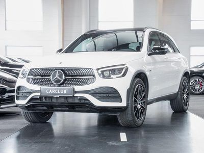 Hvid Brugt 2021 Mercedes GLC300e AMG line SUV | 499.900 kr.