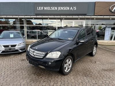 Sort Brugt 2005 Mercedes ML320 SUV | 47.500 kr.