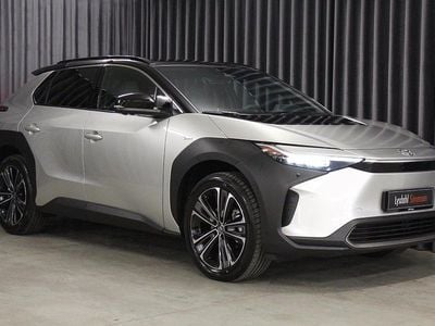 Gråmetal Ny 2025 Toyota bZ4X Executive SUV | 339.900 kr. (Fair pris)