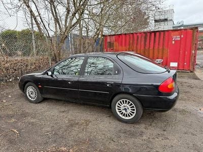 Brugt Ford Mondeo Ghia 170 HK (125 kW) 2000 Sedan
