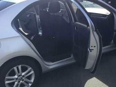 Brugt Skoda Rapid 105 HK (77 kW) 2013 Grå Hatchback