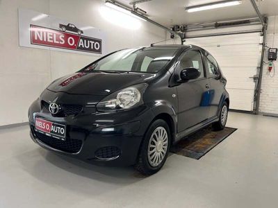Sortmetal Brugt 2011 Toyota Aygo Hatchback | 29.800 kr. (Fair pris)