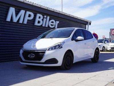 Hvid Brugt 2016 Peugeot 208 Envy Sky Hatchback | 44.900 kr. (Fair pris)
