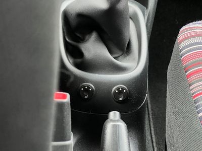brugt Citroën C1 1.2 PureTech 82 HK 4-dørs m. bagklap Man.