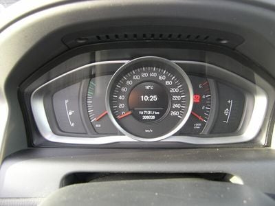 Brun Brugt 2016 Volvo XC60 Momentum SUV | 165.000 kr. (God pris)
