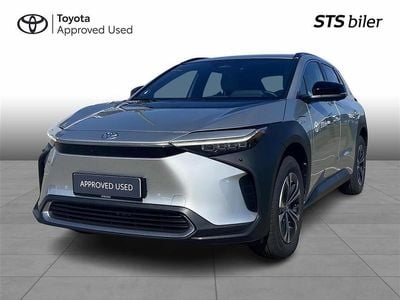 1j6 precious silver Brugt 2024 Toyota bZ4X Executive SUV | 299.990 kr. (Fair pris)