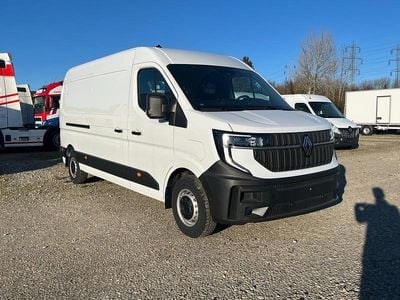 Hvid Ny 2025 Renault Master Van | 284.900 kr.
