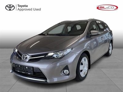4v8 avantgarde bronze me Brugt 2015 Toyota Auris Touring Sports Premium Stationcar | 129.900 kr.