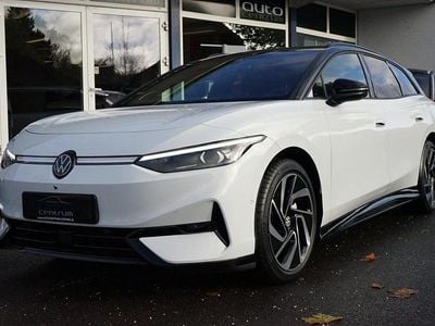 Hvidmetal Brugt 2024 VW ID.7 Style Sedan | 479.900 kr.