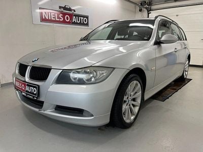 Sølvmetal Brugt 2008 BMW 320 Stationcar | 39.800 kr. (Super pris)