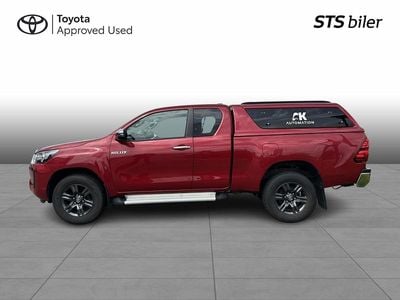 Rød metal Brugt 2022 Toyota HiLux T3 Afhentning | 349.995 kr.