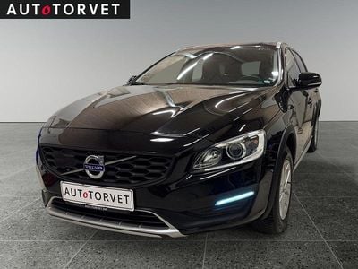 Sort Brugt 2017 Volvo V60 CC Kinetic Stationcar | 164.700 kr.