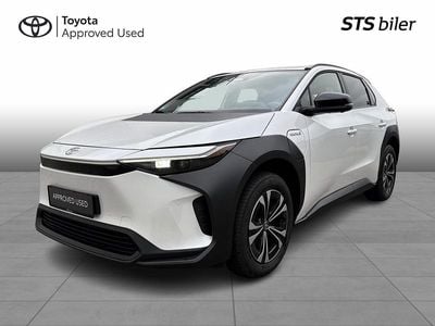 Pearl white Brugt 2023 Toyota bZ4X Active SUV | 264.995 kr. (Fair pris)