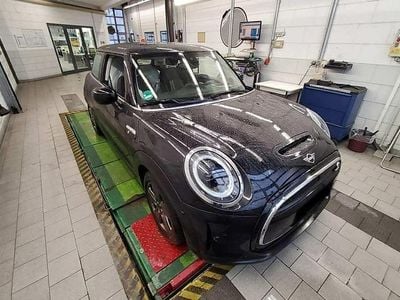 Brugt Mini Cooper SE Essential 135 kW (184 HK) 2023 Sort Hatchback
