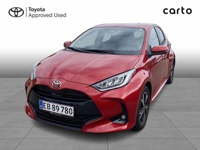 3u5 flame red Brugt 2024 Toyota Yaris Hybrid Style Hatchback | 254.900 kr. (Dyr)