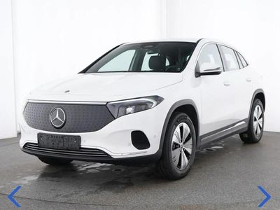 Mercedes EQA250+