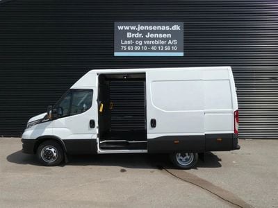 Hvid Ny 2024 Iveco Daily Van | 385.000 kr.