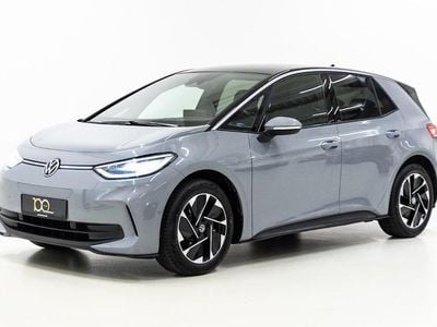 Farve: grå Brugt 2023 VW ID.3 Style Hatchback | 239.900 kr. (Lidt for dyr)