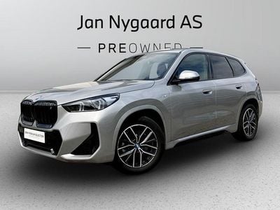 Sølvmetal Brugt 2023 BMW iX1 M Sport SUV | 374.900 kr. (Lidt for dyr)