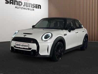Hvidmetal Brugt 2024 Mini Cooper S Classic Hatchback | 399.900 kr.
