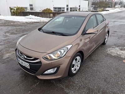 Brugt Hyundai i30 Eco 110 HK (80 kW) 2012 Brunmetal Hatchback