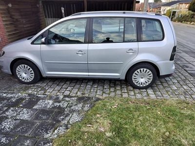 Brugt VW Touran Trendline 105 HK (77 kW) 2010 sølv MPV