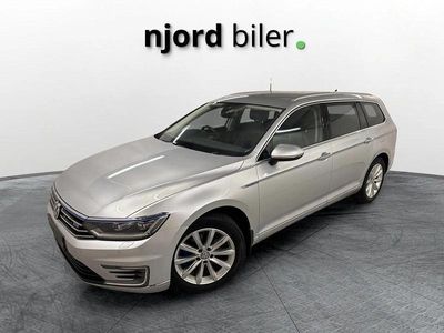Hvid Brugt 2015 VW Passat Highline Stationcar | 169.400 kr.