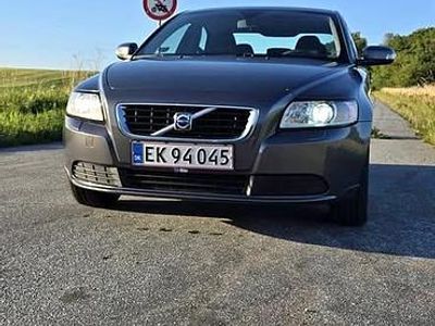 Volvo S40