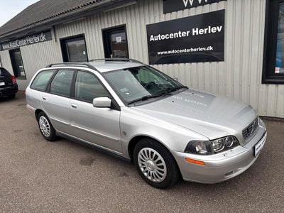 Sølvmetal Brugt 2004 Volvo V40 Stationcar | 22.500 kr.
