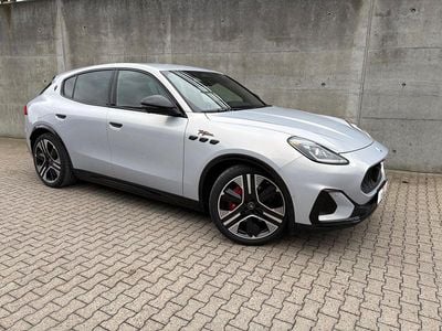 Ny Maserati Grecale Folgore 409 kW (557 HK) 2025 Sølvmetal SUV