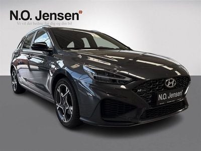 Farve ……………………………………………………………………. yg7 / dark knight Brugt 2020 Hyundai i30 N Line Stationcar | 184.900 kr.