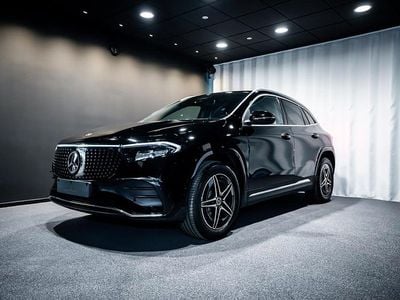Farve: sort Brugt 2024 Mercedes EQA250+ AMG SUV | 359.900 kr. (Lidt for dyr)