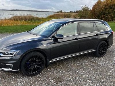 Mørkgrå Brugt 2018 VW Passat GTE Stationcar | 124.900 kr. (Super pris)