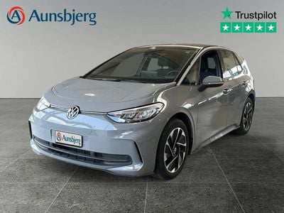 Mondsteingrau Brugt 2024 VW ID.3 Style Hatchback | 214.500 kr. (Fair pris)