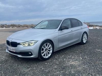 Brugt BMW 330e iPerformance 252 HK (185 kW) 2016 Sølvmetal Sedan